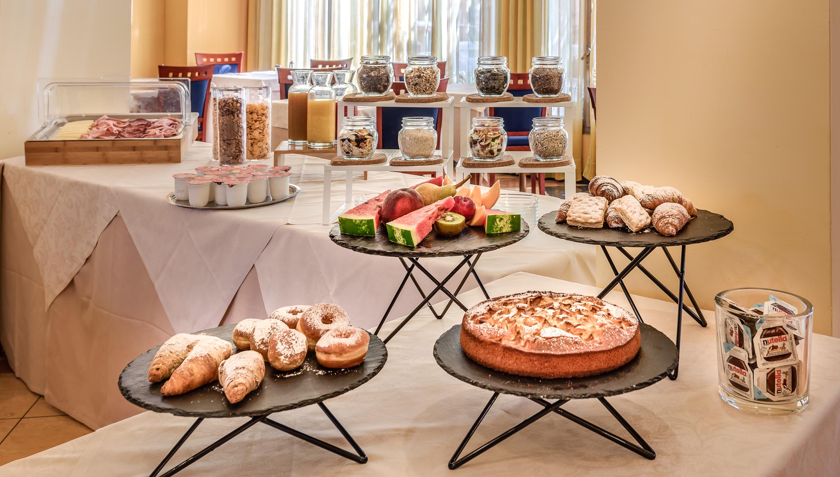 Hotel Da Vinci Montecatini Terme Bagian luar foto